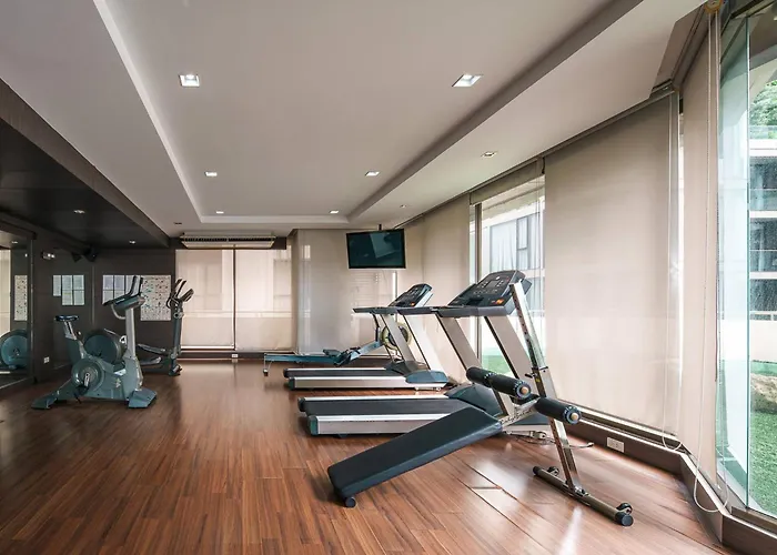 King With Kitchen-short Walk To Park,bts,mall * Bangkok