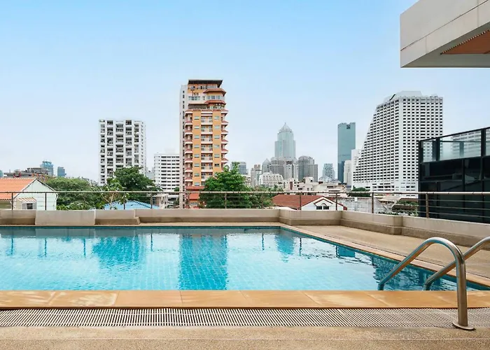 King With Kitchen-short Walk To Park,bts,mall Apartment *